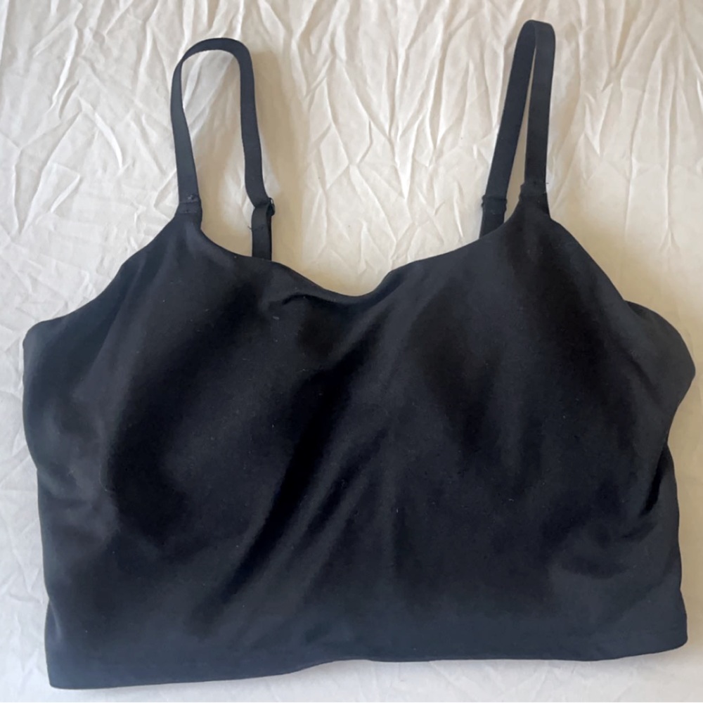 BLACK WORKOUT TANK!!